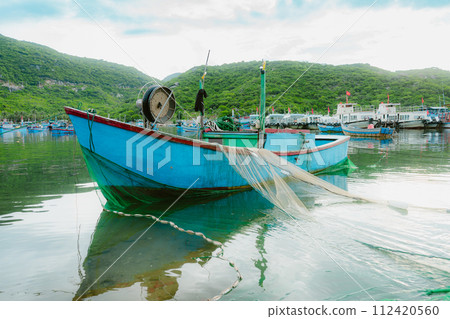 young woman on boat 112420560