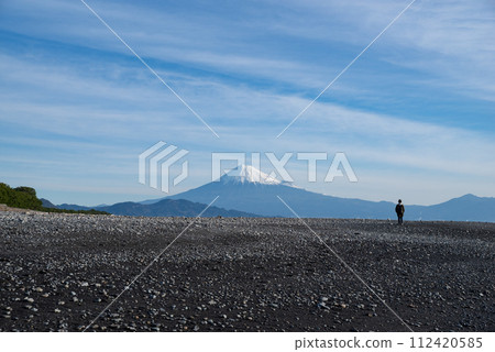 富士山與沙灘 112420585