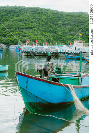 boats on the shore boats on the shore 112420600
