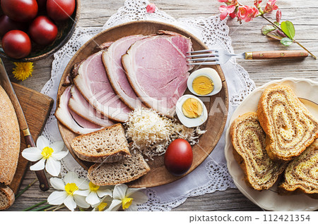 Easter meal 112421354