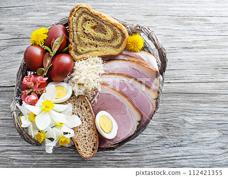 Easter meal 112421355