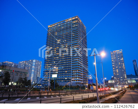 (Tokyo) Toyosu Ariake Line Twilight evening view (Tokyo) Toyosu Ariake Line Twilight evening view 112426762