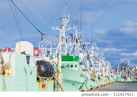 Fishing boats parked at Hachinohe fishing port in Aomori Prefecture 112427921