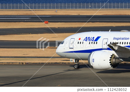 客機駛向跑道 噴射機 機場出發圖片 出發圖片 112428032