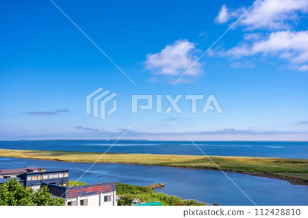 從別海北方展望塔眺望國後島 北領地道之休息站大大道 從別海北方展望塔眺望國後島 北領地道之休息站大大道 112428810