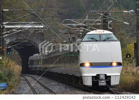 Hokuriku Main Line Limited Express Thunderbird ① Hokuriku Main Line Limited Express Thunderbird ① 112429142