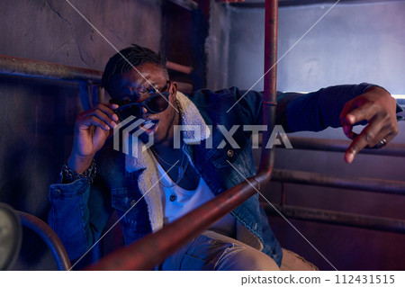 Hip hop black dancer posing for camera Hip hop black dancer posing for camera 112431515