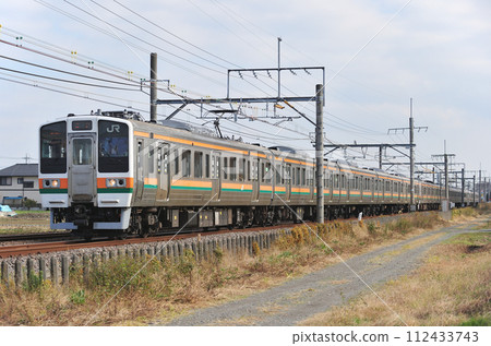 Takasaki Line Gyoda-Kumagaya JR East 211 series A-37 formation (Takasaki) Takasaki Line Gyoda-Kumagaya JR East 211 series A-37 formation (Takasaki) 112433743