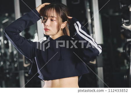 training wear women 112433852
