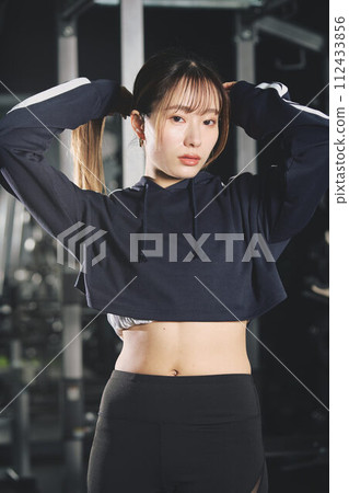 training wear women 112433856