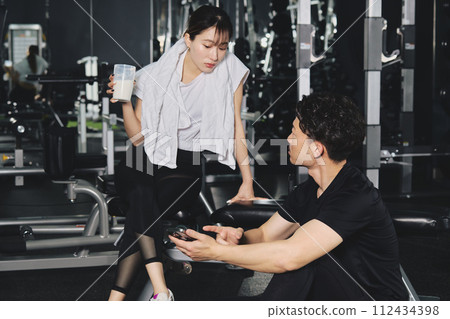 私人教練健身房 私人教練健身房 112434398