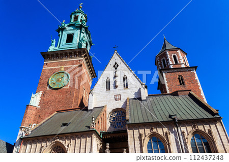 Wawel Cathedral in Krakow, Poland Wawel Cathedral in Krakow, Poland 112437248
