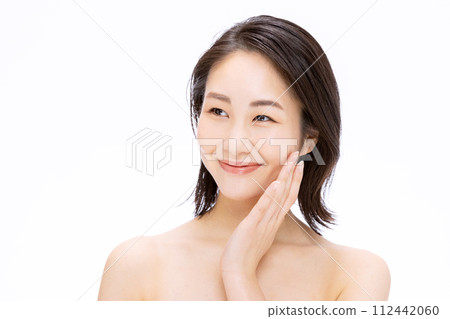 Beauty image of young women 112442060