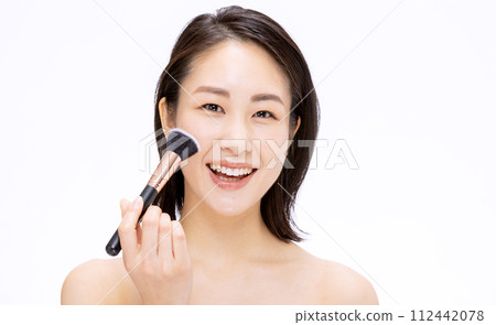 Beauty image of young women Beauty image of young women 112442078