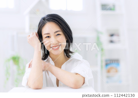 20多歲的女性肖像 112442130