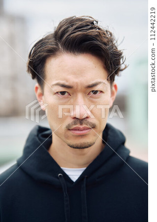 Male portrait casual 112442219