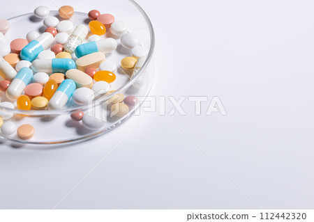 藥品、片劑、膠囊、醫藥影像材料 112442320