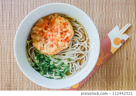 A true bird's-eye view of Toshikoshi soba A true bird's-eye view of Toshikoshi soba 112442521