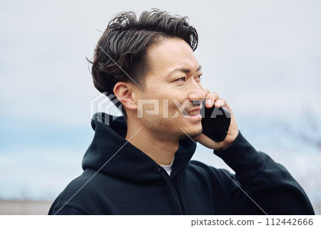 一個打電話的人 112442666