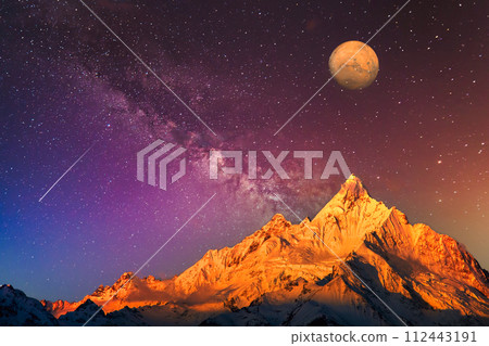 滿月升到梅日雪山山頂 112443191