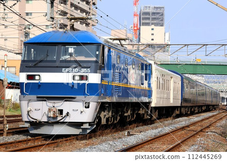 EF210型+瑪尼50+2100系列~THE ROYAL EXPRESS~(予讚線:高松~小西) EF210型+瑪尼50+2100系列~THE ROYAL EXPRESS~(予讚線:高松~小西) 112445269