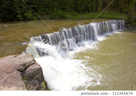 黑色瀑布 黑色瀑布 112445674