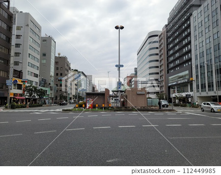 2024/02/03 Scenery along the main road - Nishi Ward, Osaka City, Osaka Prefecture, Japan 112449985