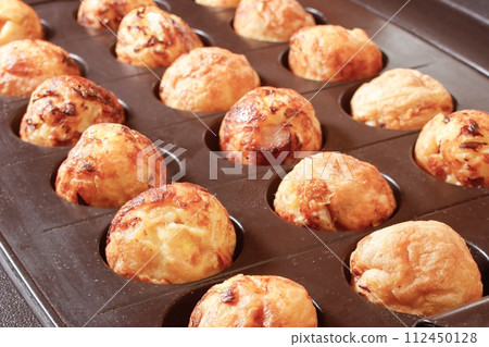 Takoyaki 112450128