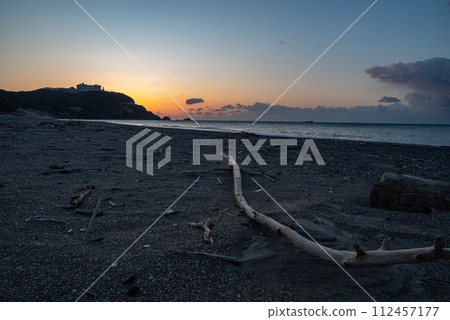 黎明前，伊拉格/小島濱 112457177