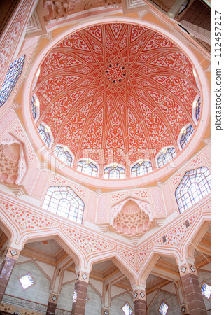 Beautiful scenery of the Pink Mosque in Kuala Lumpur 112457217