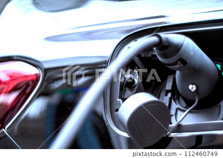 detail of new car door 112460749