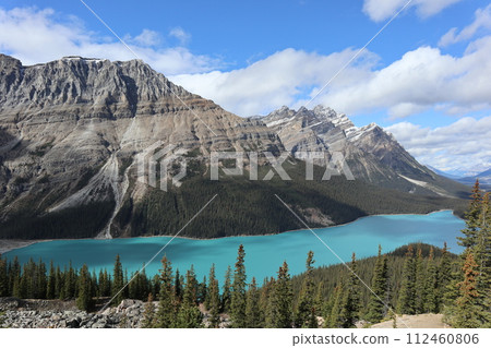 canada rocky mountains peyto lake 112460806