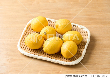 漏杓中的國產檸檬 112461017