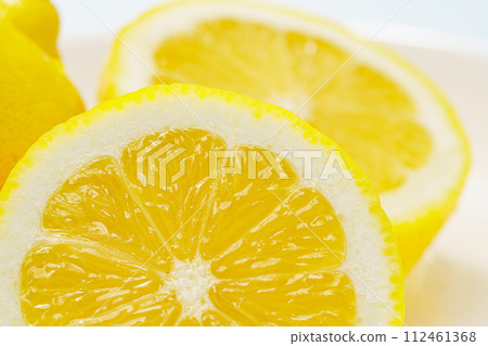 Cut lemon Cut lemon 112461368