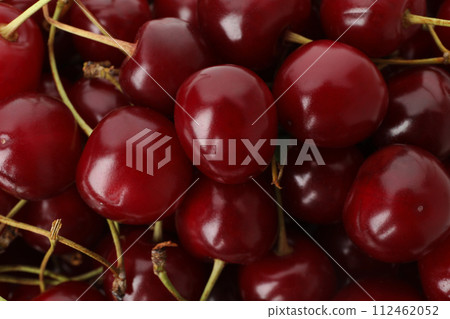 Ripe red fresh juicy cherry fruits close-up Ripe red fresh juicy cherry fruits close-up 112462052