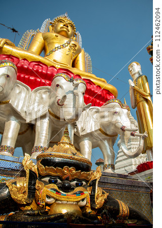 Beautiful scenery of Wat Kunchan in Bangkok 112462094