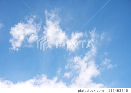 Spring sky blue sky sky material [Tokyo] 112463846