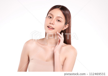 Beautiful young asian woman with clean fresh skin on white background, Face care, Facial treatment, Cosmetology, beauty and spa, Asian women portrait. Beautiful young asian woman with clean fresh skin on white background, Face care, Facial treatment, Cosmetology, beauty and spa, Asian women portrait. 112469531