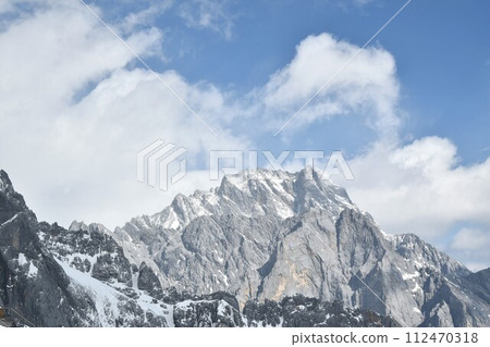 landscape top of Jade dragon snow mountain national park in China 112470318