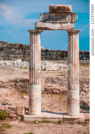 Pamukkale ruins 112474484