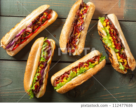 Hot dog . Traditional american fast food . 112477686