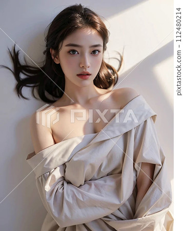 Beautiful woman beauty portrait Beautiful woman beauty portrait 112480214