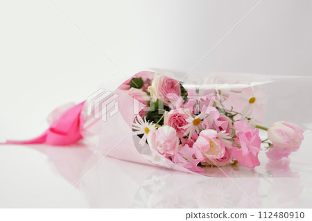 Pink bouquet Pink bouquet 112480910