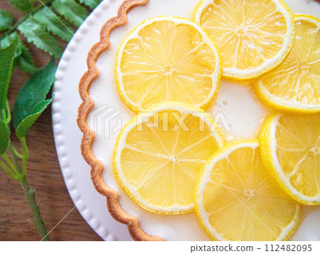 Making Sweets Rare Cheese Tart 112482095