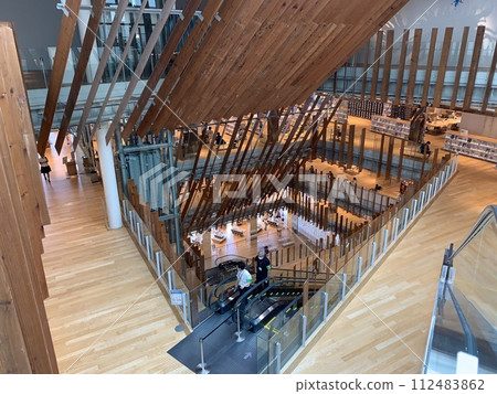 Toyama City Library Toyama City Library 112483862