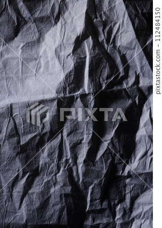 弄皺的紙 112484150