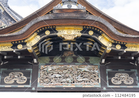 Nijo Castle, Ninomaru Palace, Carport, Ranma openwork carving of a bird Nijo Castle, Ninomaru Palace, Carport, Ranma openwork carving of a bird 112484195