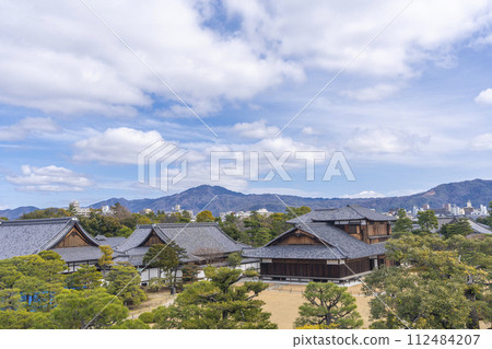 Kyoto, Nijo Castle Honmaru Palace seen from the ruins of the castle tower 112484207