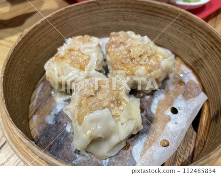 竹蒸籠蒸蟹燒賣 竹蒸籠蒸蟹燒賣 112485834