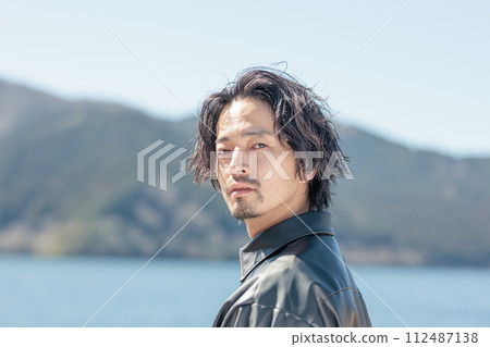 30多歲男性的美容 112487138